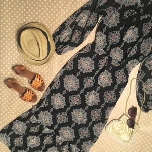 CLOSET CLOSING 8/15 - Mossimo Paisley Maxi Dress